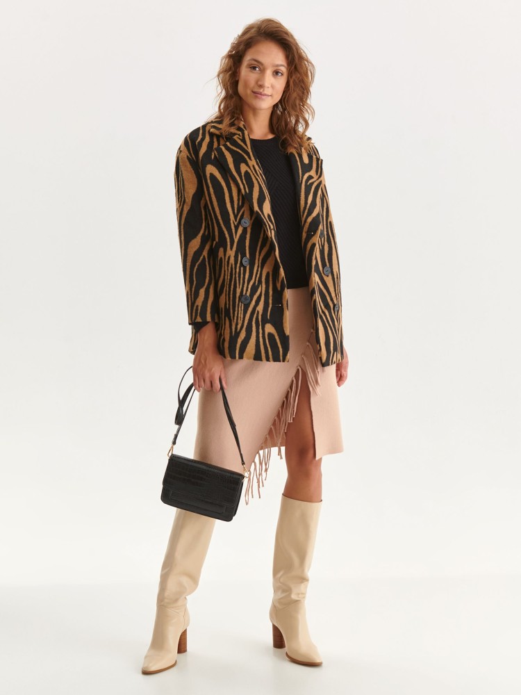 Krótki sweter ze strukturalnej dzianiny Krótki sweter ze strukturalnej dzianiny