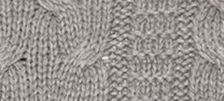 Ciepły sweter z półgolfem