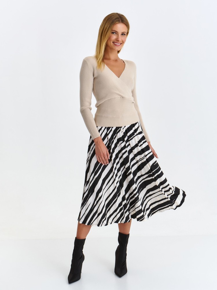 Sweter z kopertowym dekoltem Sweter z kopertowym dekoltem