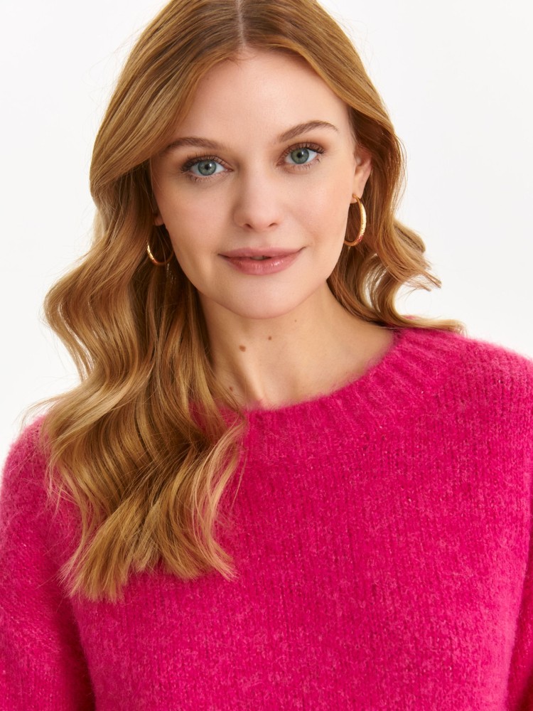 Puszysty sweter z długim rękawem