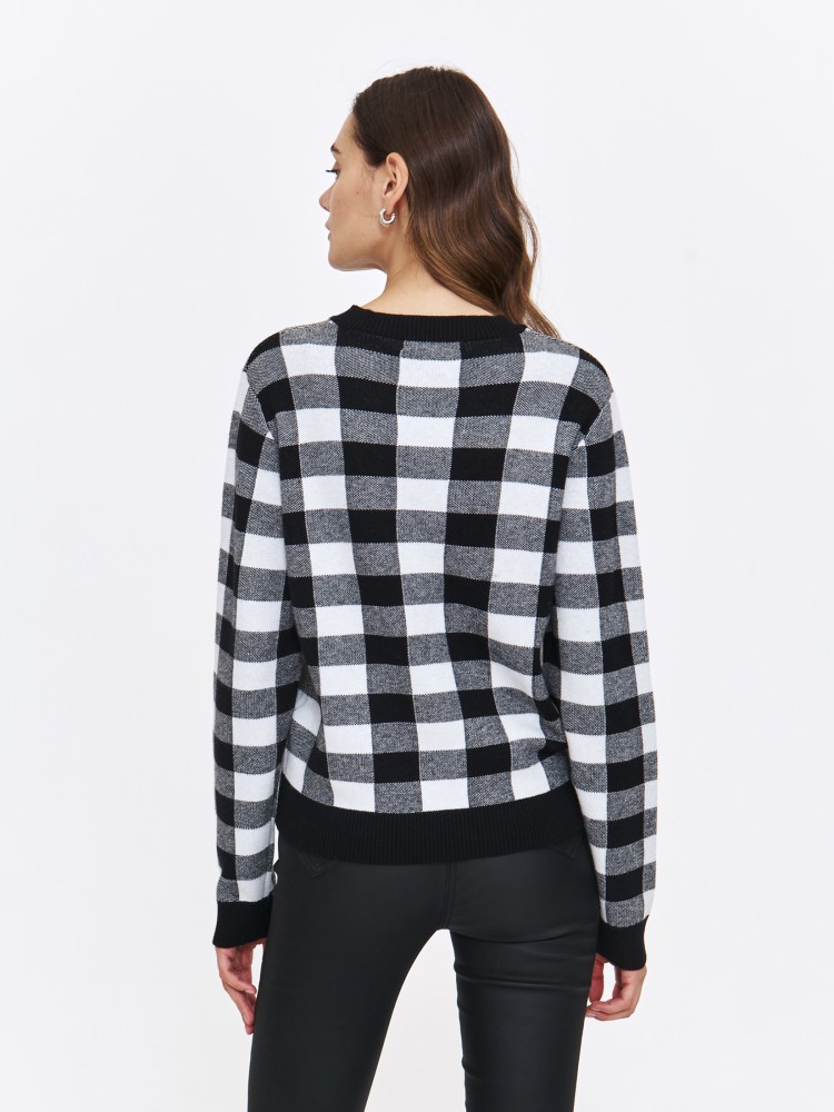 Sweter damski w biało czarną kratę Sweter damski w biało czarną kratę