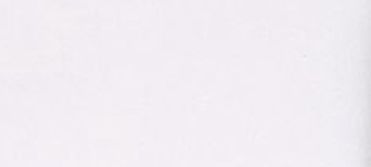 Szorty przed kolano z paskiem