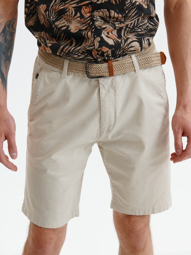 Szorty tkaninowe z paskiem