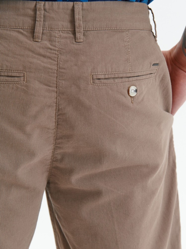 Szorty z prążkowanej tkaniny