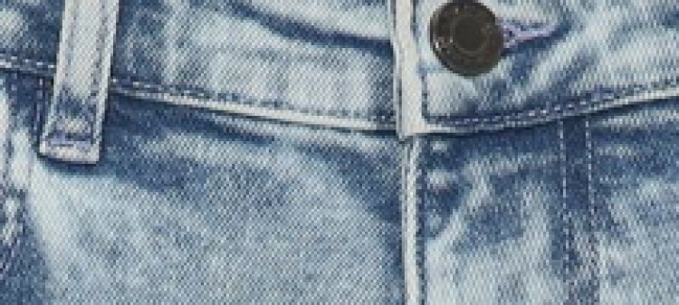 Jeansowe szorty męskie z przetarciami