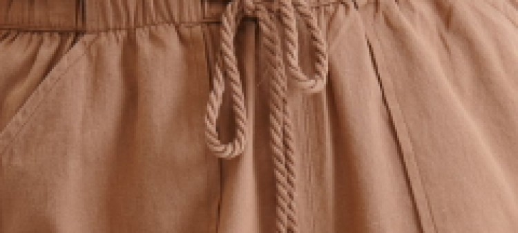 Luźne szorty damskie z kieszeniami