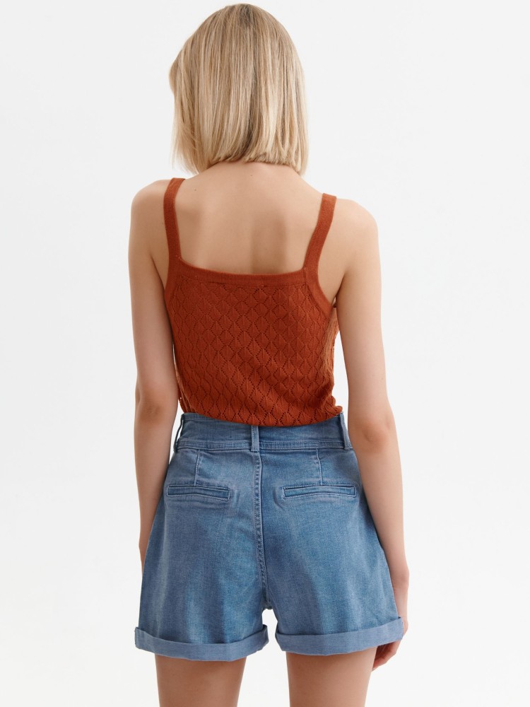 Ażurowa bluzka na ramiączkach 