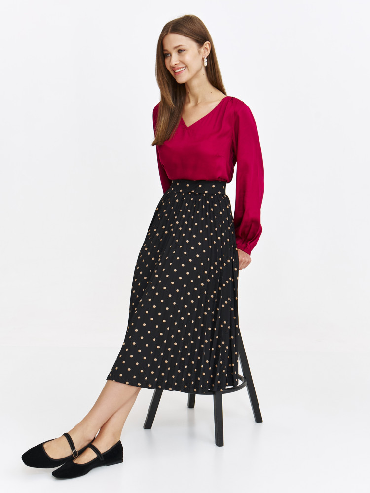 Stylowa czarna spódnica z nadrukiem w groszki