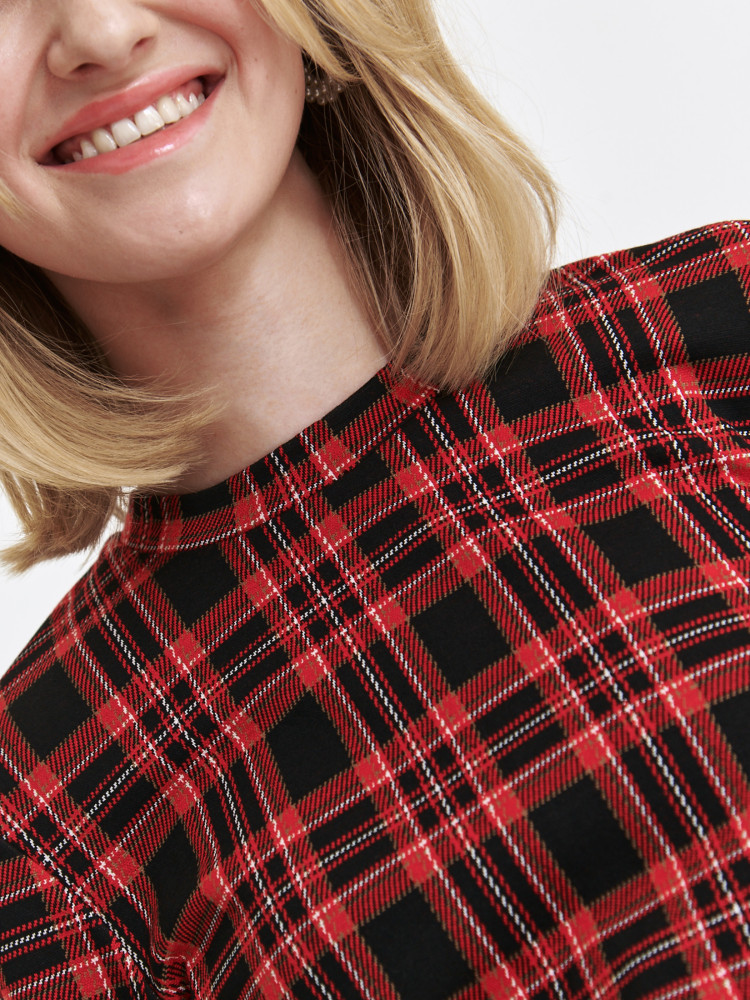 Krótka sukienka w kratkę