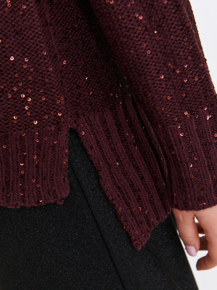 Bordowy sweter z błyszczącą nitką , z dłuższym tyłem  Bordowy sweter z błyszczącą nitką , z dłuższym tyłem