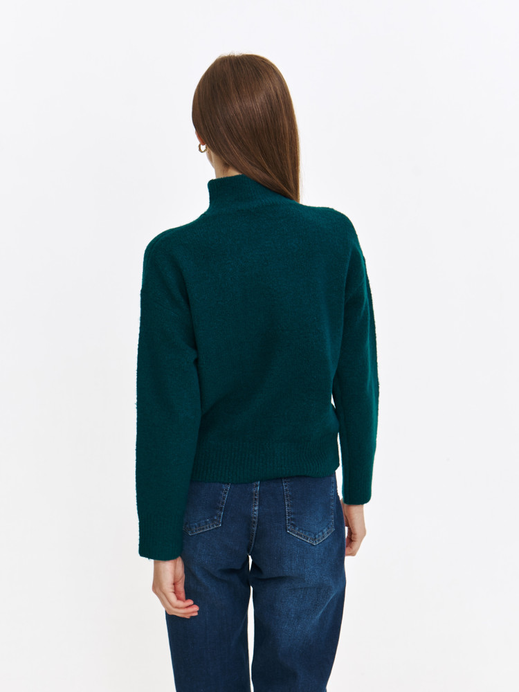 Ciepły golf w morskim kolorze Ciepły golf w morskim kolorze