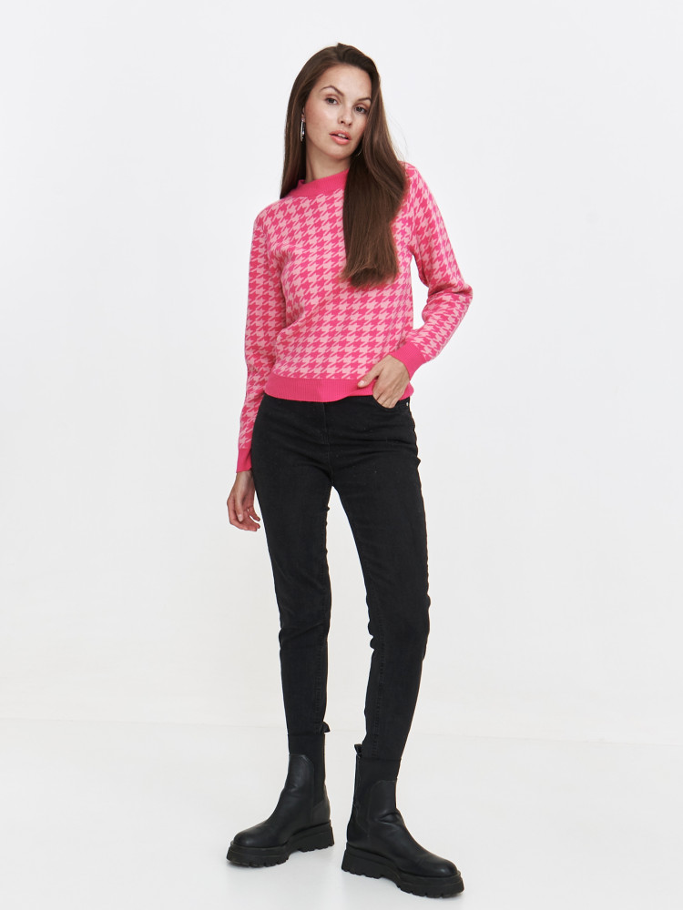 Różowy sweter w pepitkę Różowy sweter w pepitkę