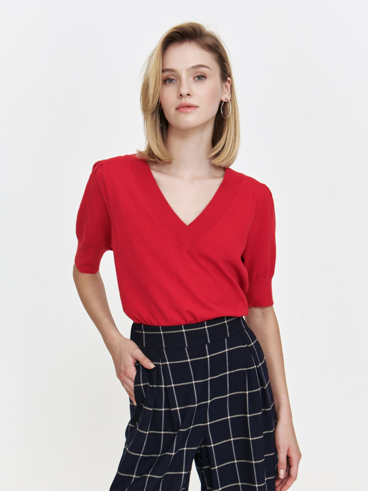 Stylowy czerwony sweter z krótkim rękawem Stylowy czerwony sweter z krótkim rękawem