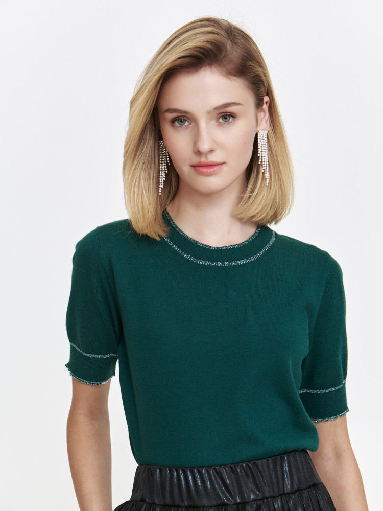 Zielony sweter z krótkim rękawem ze srebrną nicią