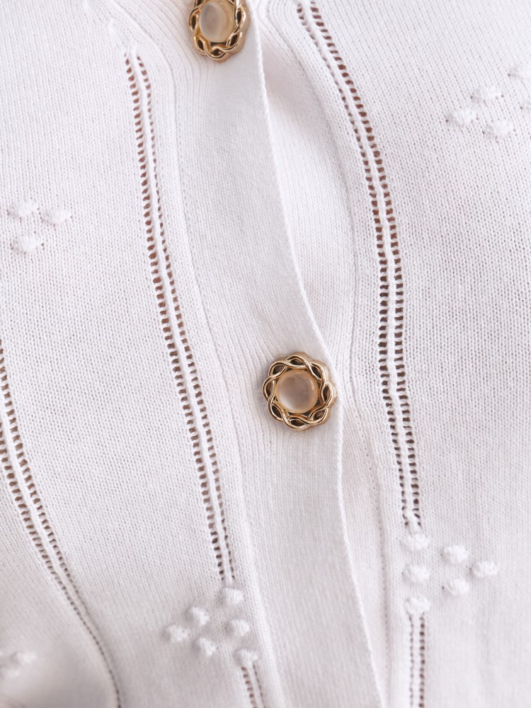 Kardigan z ozdobnymi guzikami Kardigan z ozdobnymi guzikami