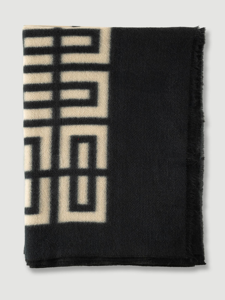 Elegancki szal z nadrukiem