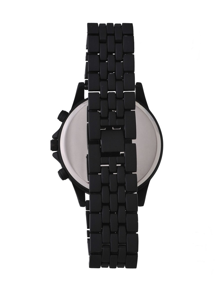 Zegarek z metalową matową bransoletą