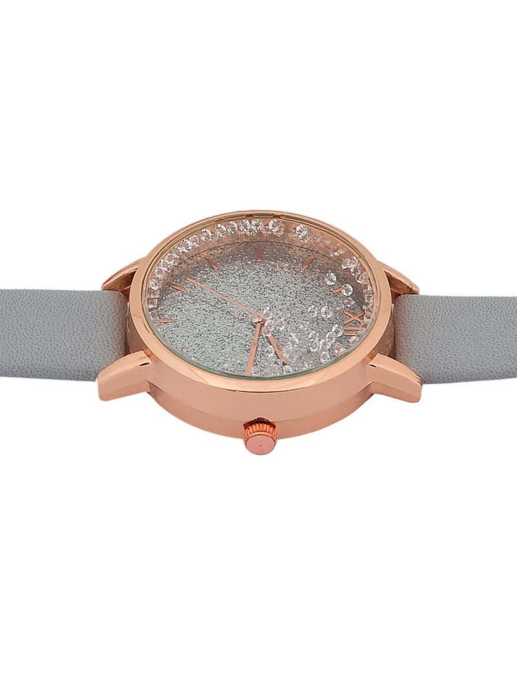 Elegancki zegarek z błyszczącą aplikacją