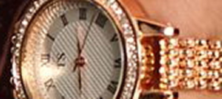 Zegarek z elegancką bransoletką