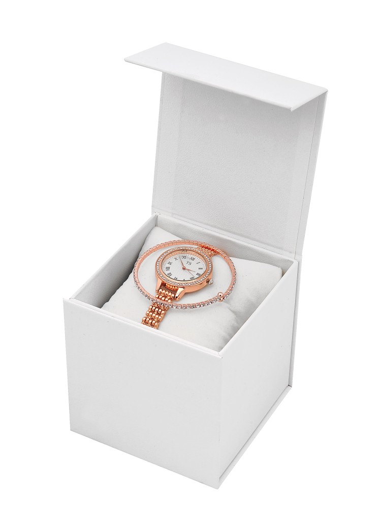 Zegarek z elegancką bransoletką