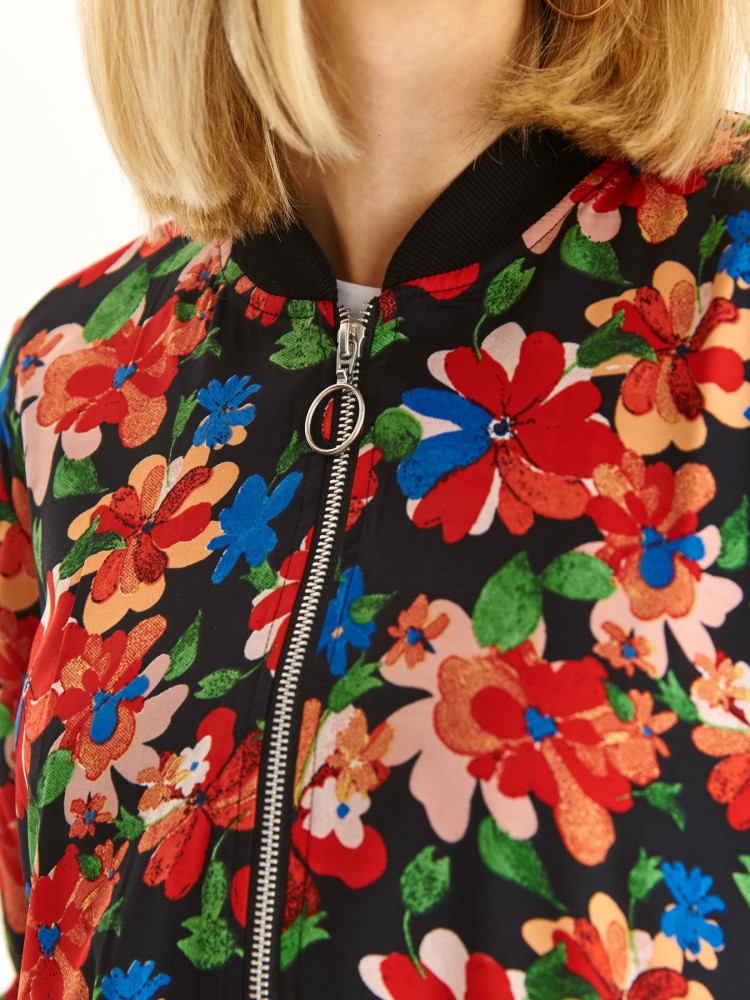 Żakiet damski z kwiatowym nadrukiem