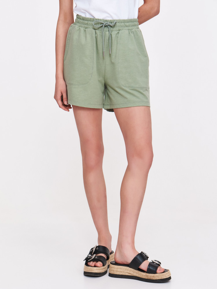 Dzianinowe szorty oliwkowe 