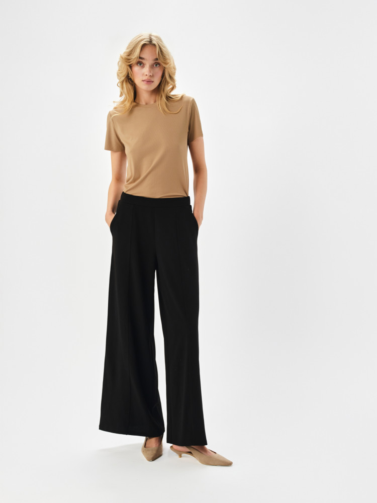 Bluzka basic w kolorze kawowym 