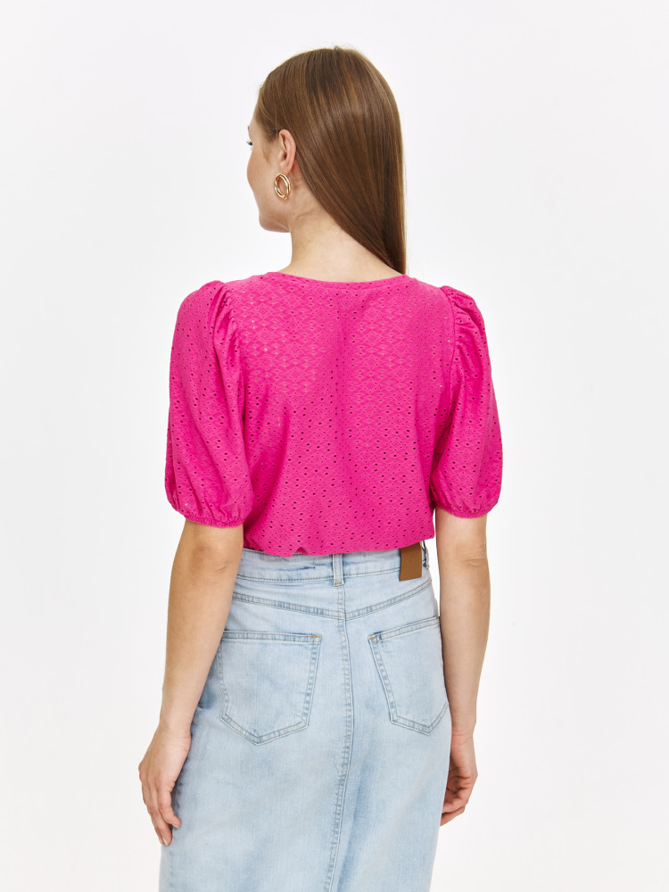 Różowy top z bufiastymi rękawami