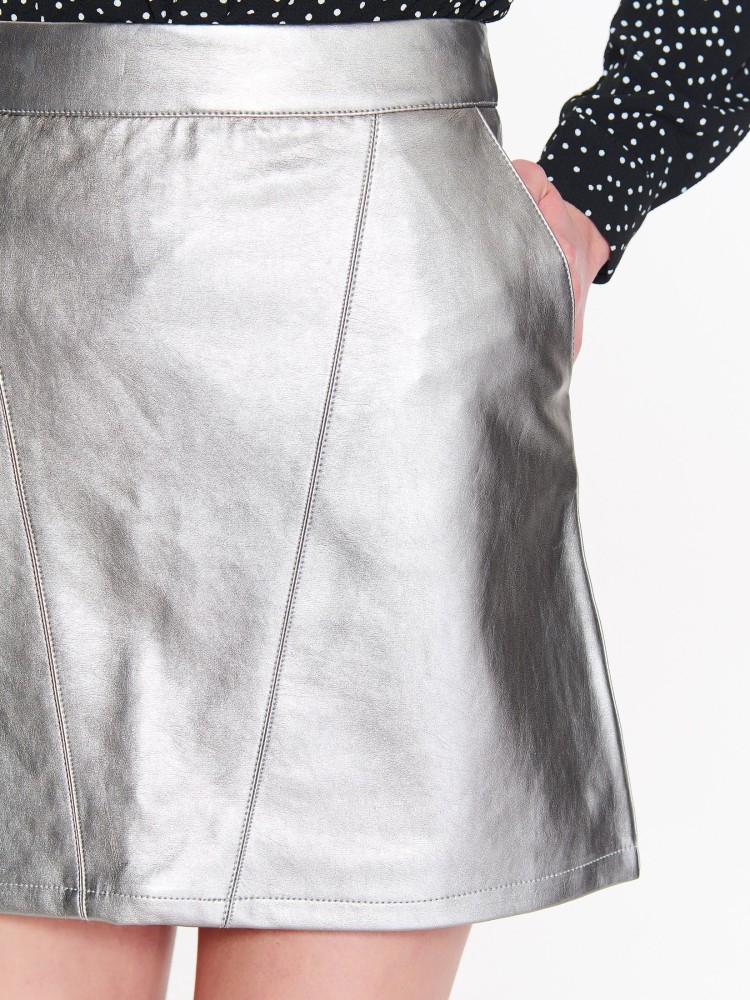 Mini spódniczka trapezowa z połyskującego materiału