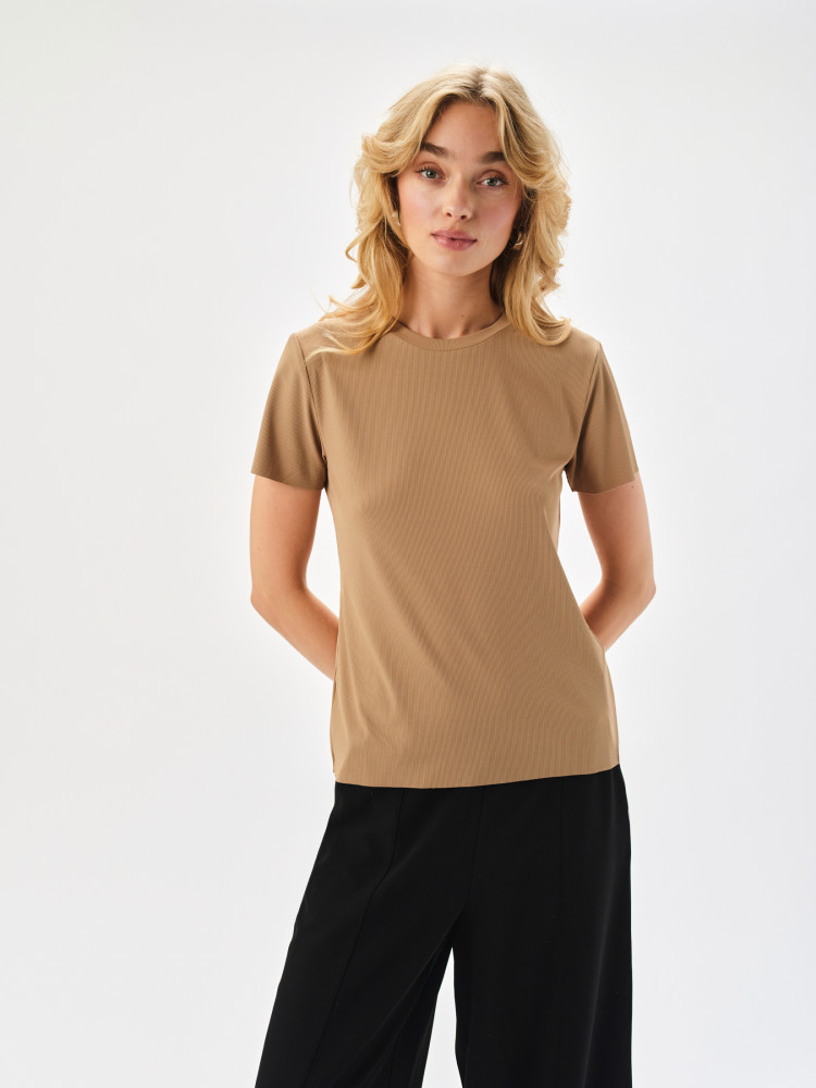 Bluzka basic w kolorze kawowym 