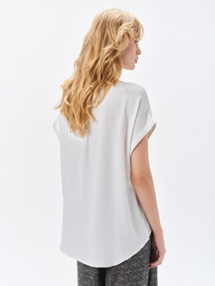 Luźny biały top 