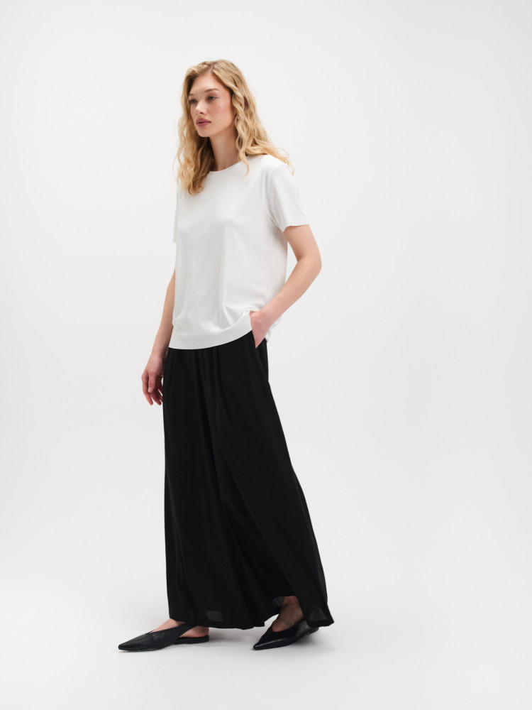 Biały t-shirt w prążek 