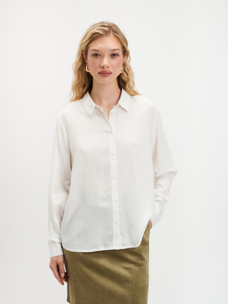 Zwiewna biała koszula 