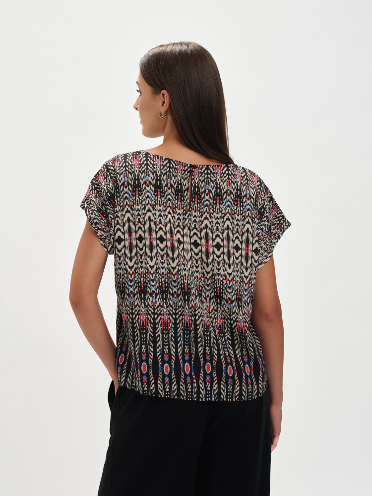 Stylowa bluzka z wzorem etno 