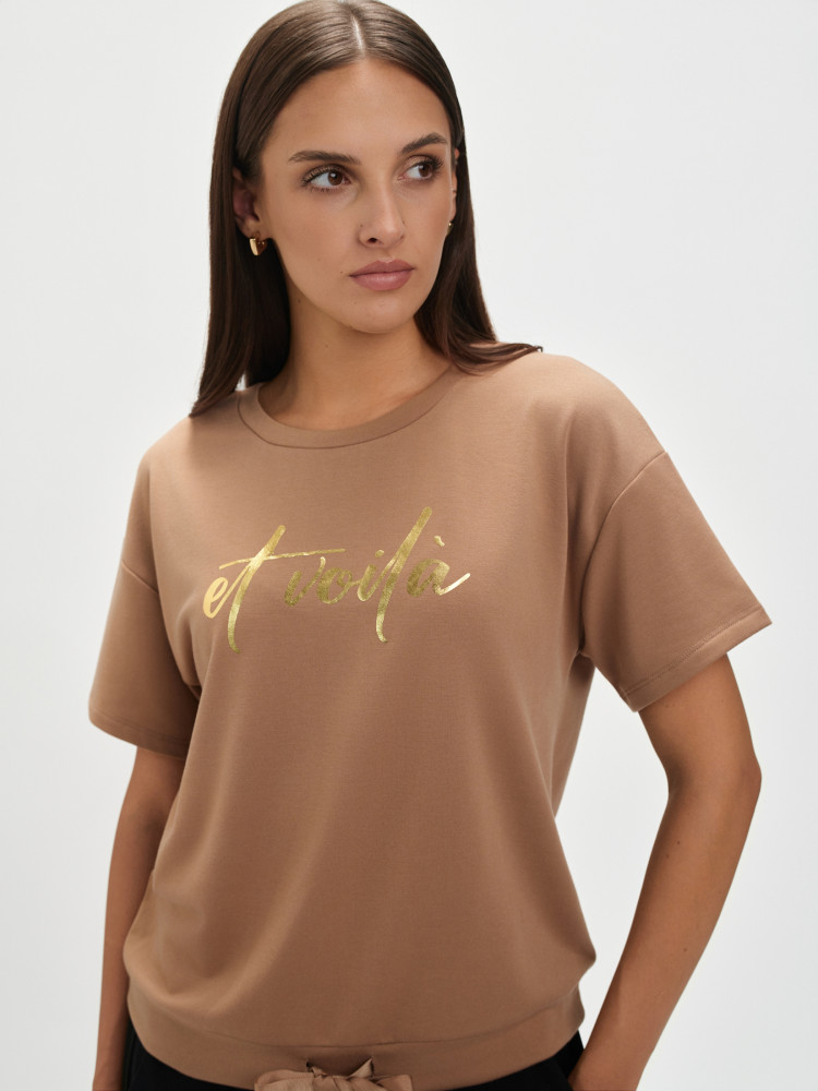 Bluza ze złotym napisem z krótkim rękawem 