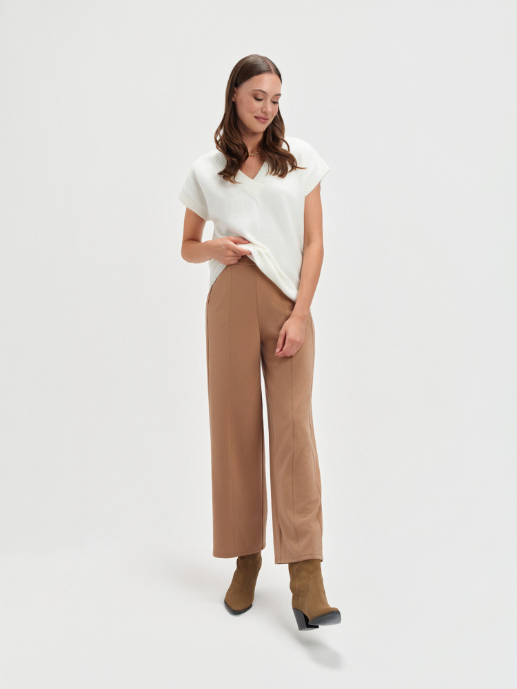 Kremowa kamizelka swetrowa 