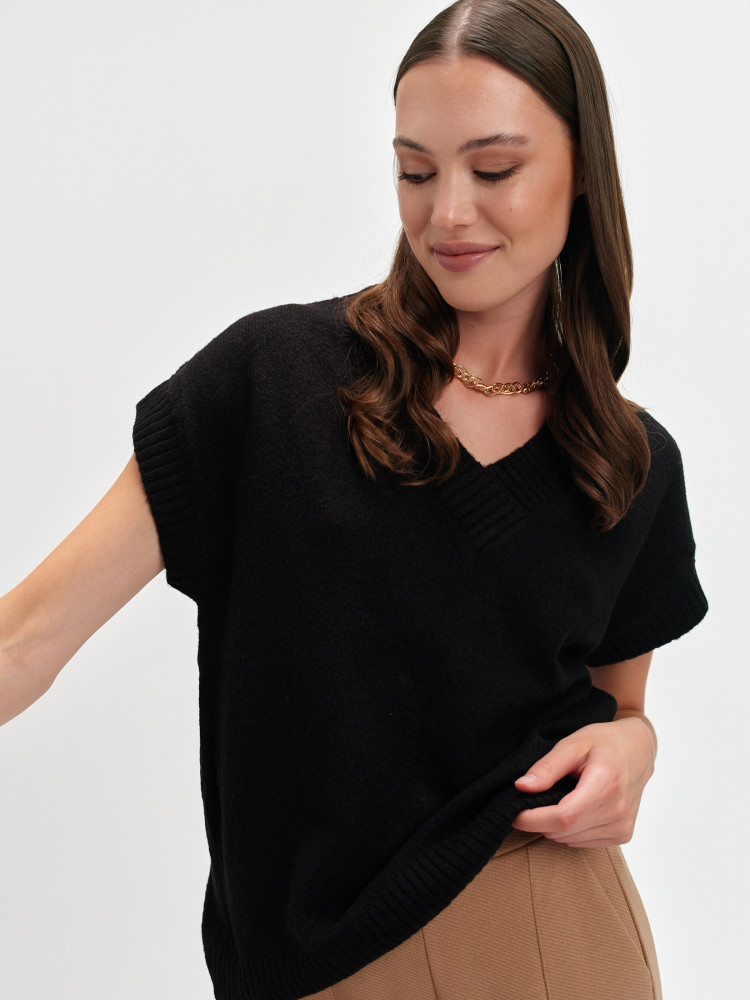 Czarna kamizelka swetrowa 