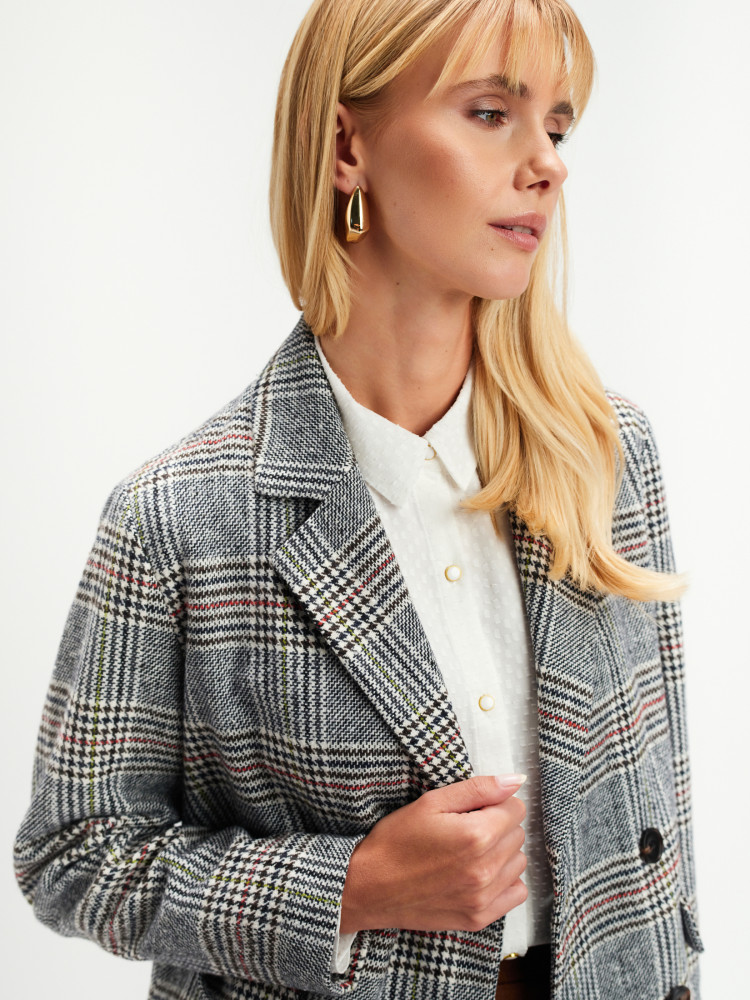 Dwurzędowa kurtka w kratę 