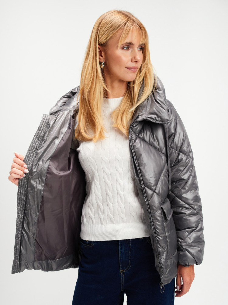 Pikowana szara kurtka 