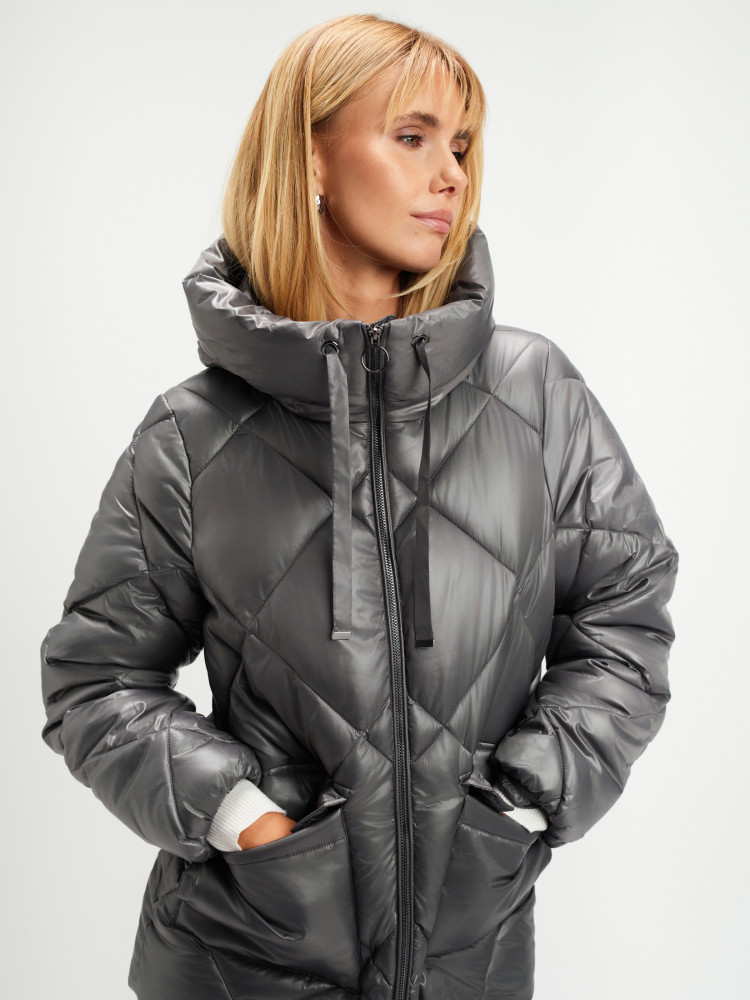 Pikowana szara kurtka 