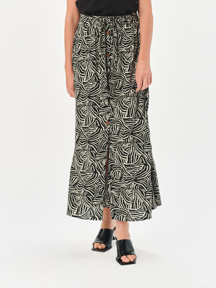 Zwiewna spódnica z wzorem 