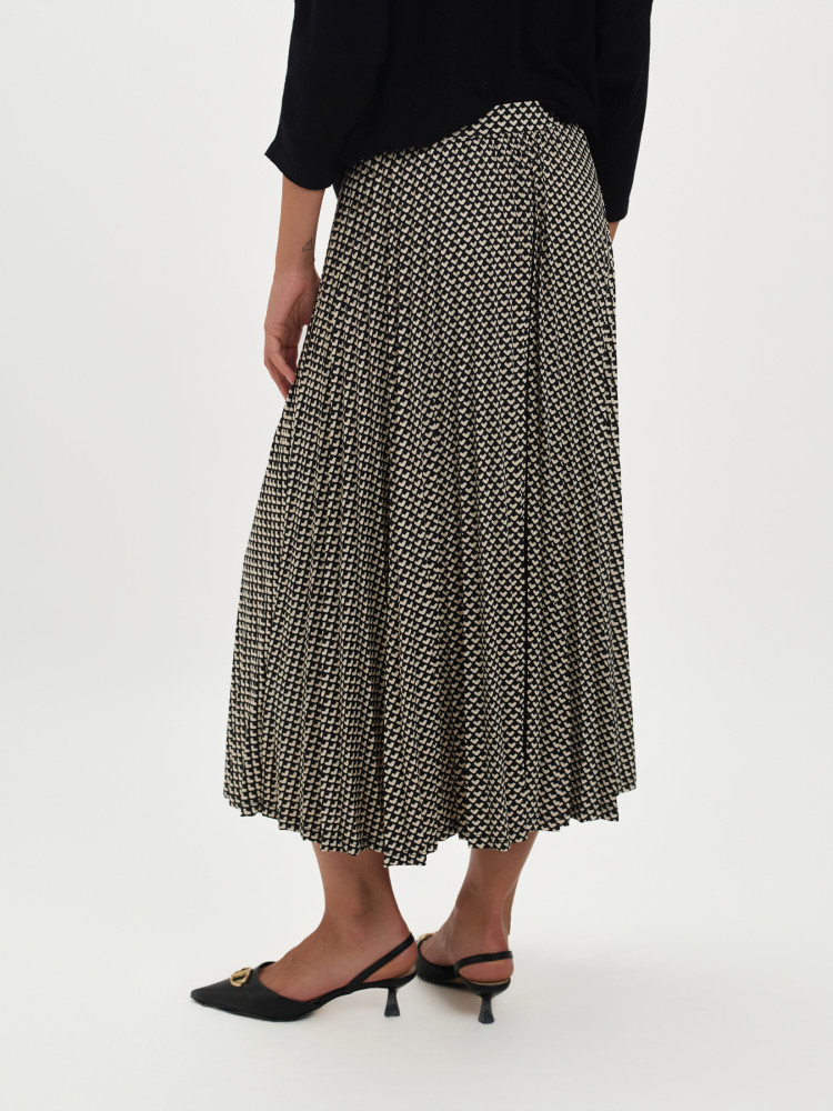 Plisowana spódnica z geometrycznym wzorem 