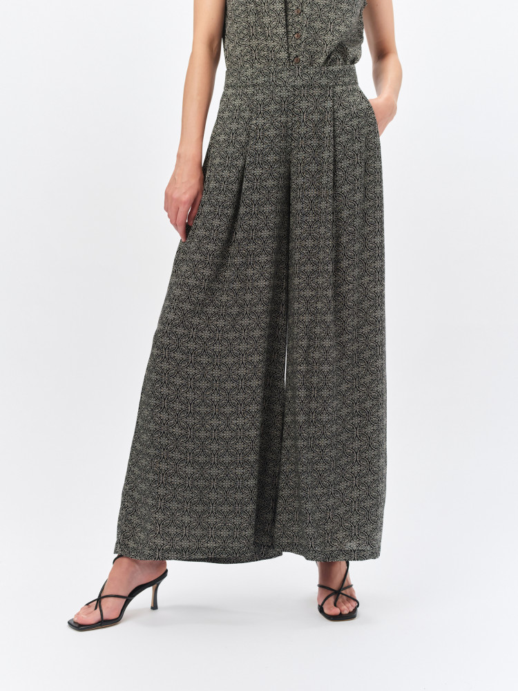 Wzorzyste spodnie o luźnym fasonie 