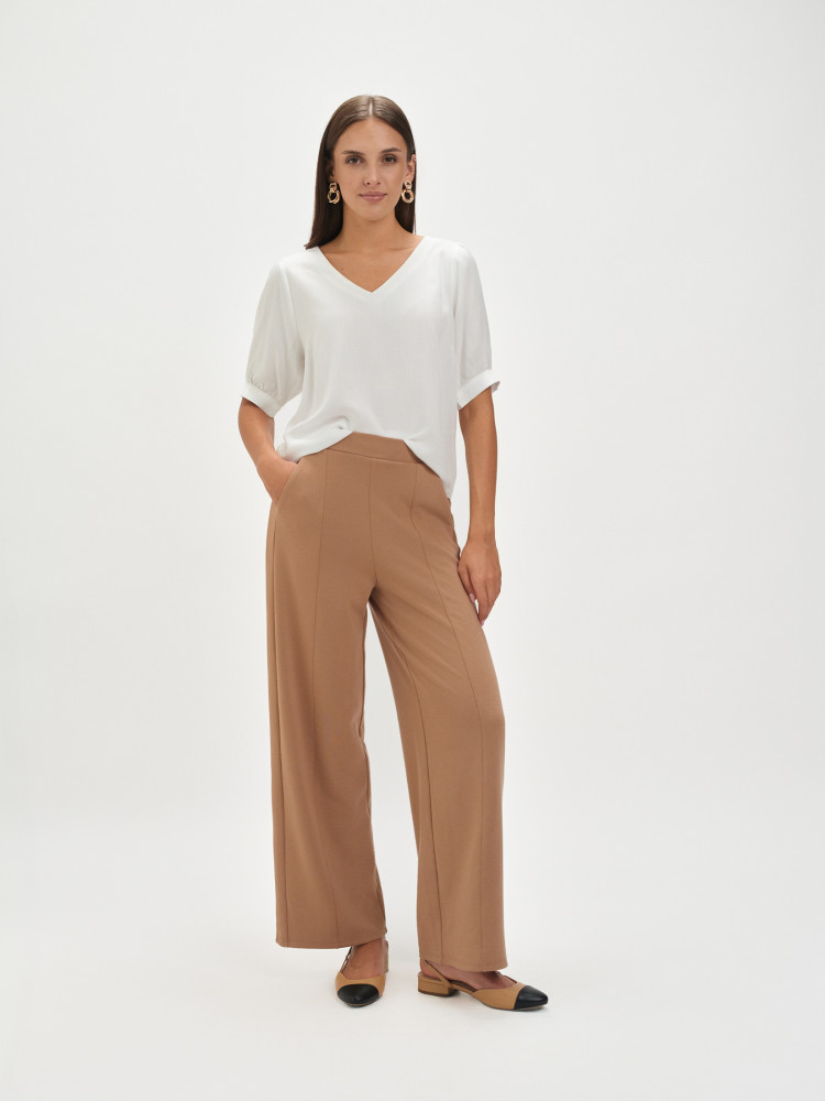 Beżowe tkaninowe spodnie 