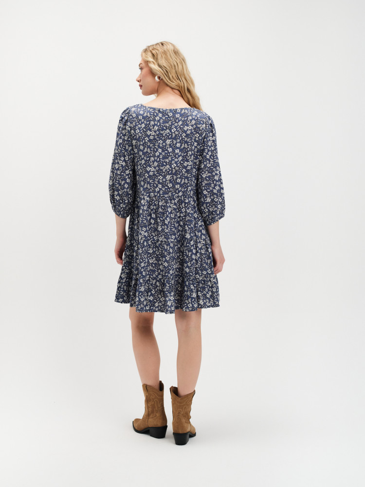 Sukienka mini z wzorem w drobne kwiaty 