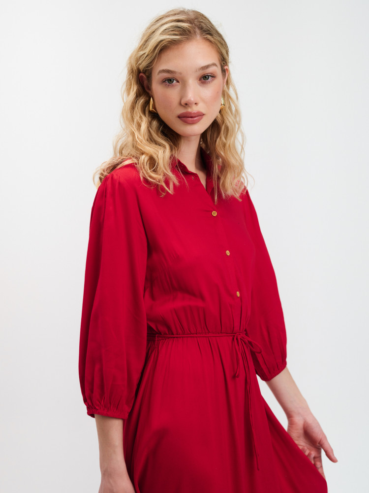 Czerwona sukienka midi 