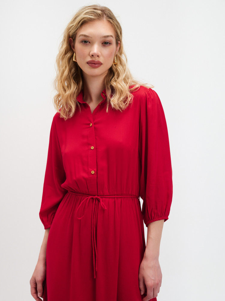 Czerwona sukienka midi 