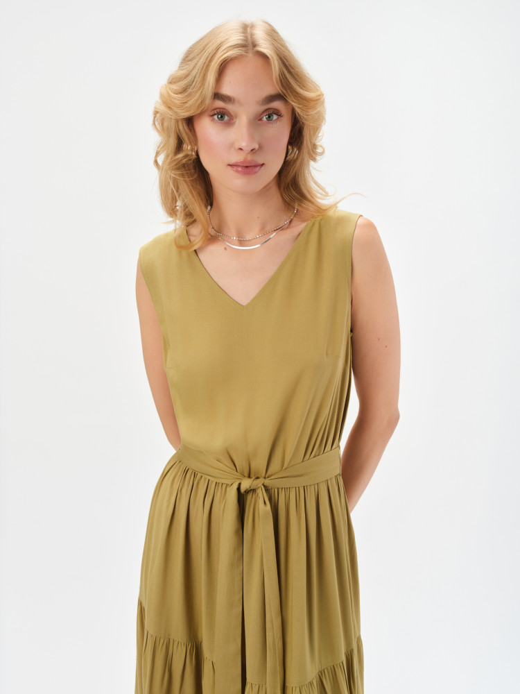 Casualowa sukienka w kolorze khaki 