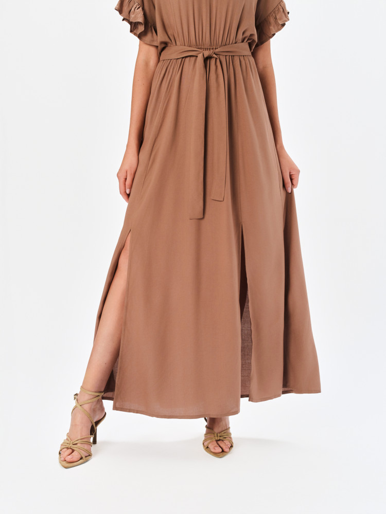 Długa jasnobrązowa sukienka 