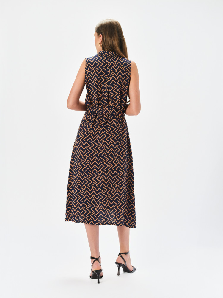 Wiskozowa szmizjerka z wzorem 